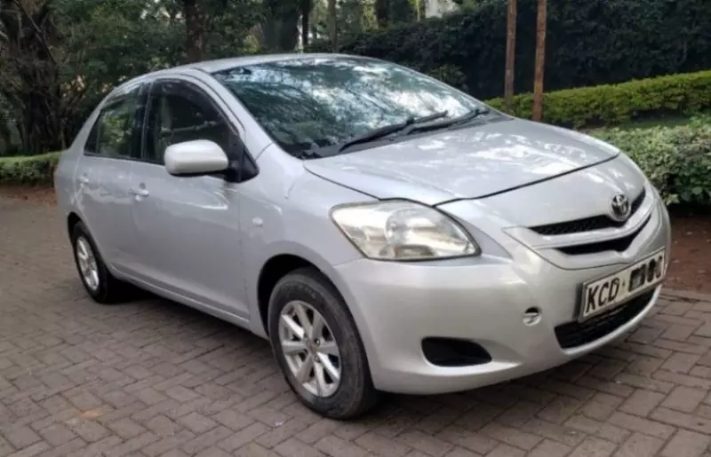 Toyota Belta   - 2008