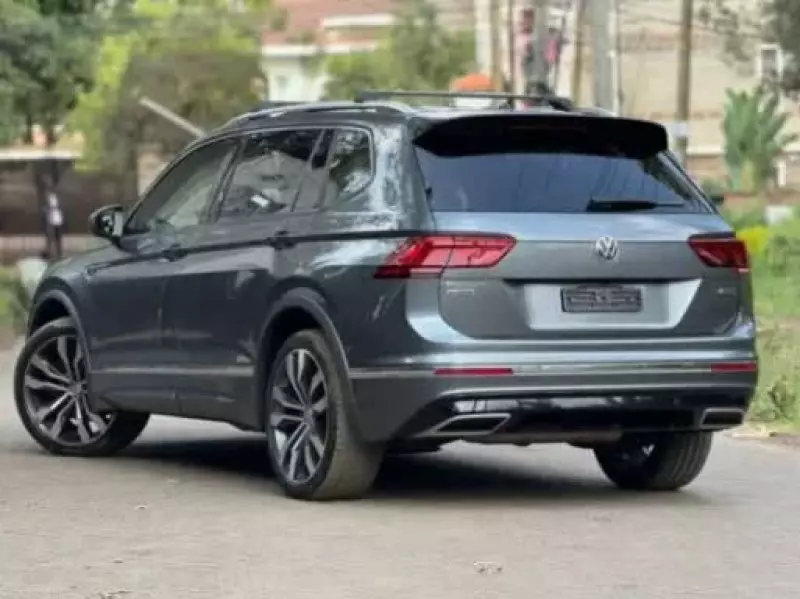 Volkswagen Tiguan   - 2014