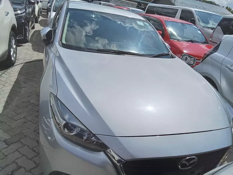 Mazda Axela    - 2016