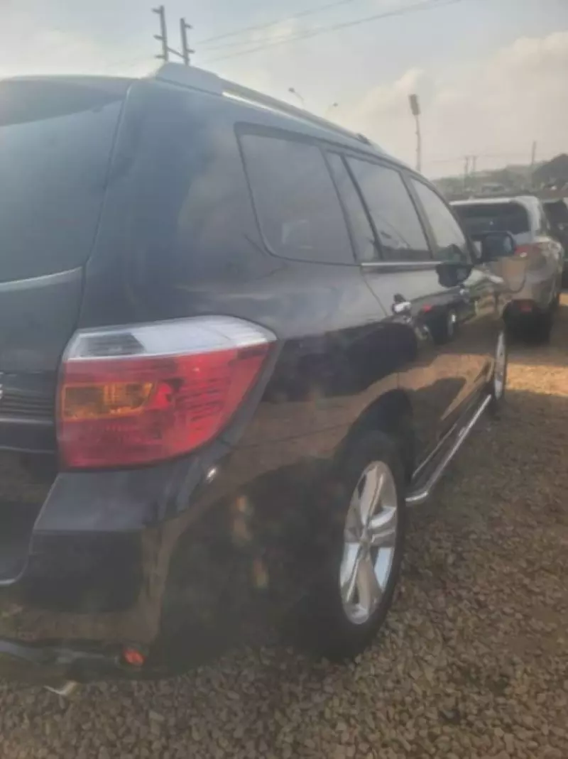 Toyota Highlander - 2009