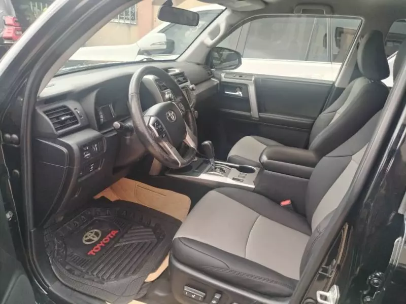Toyota 4-Runner   - 2015
