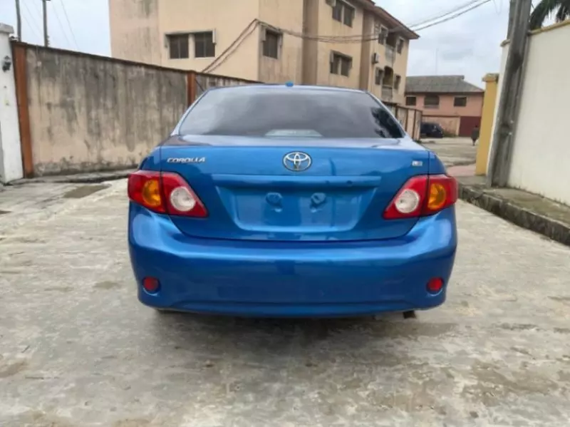 Toyota Corolla   - 2008