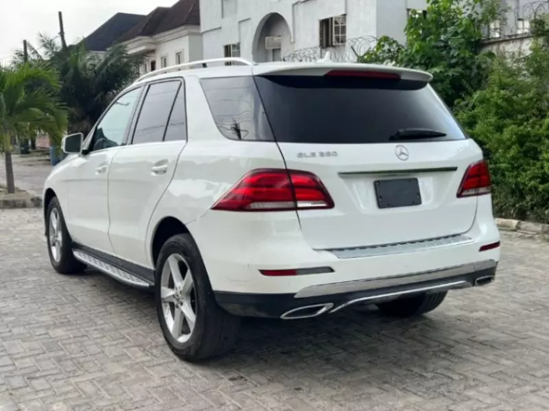 Mercedes-Benz GLE 350