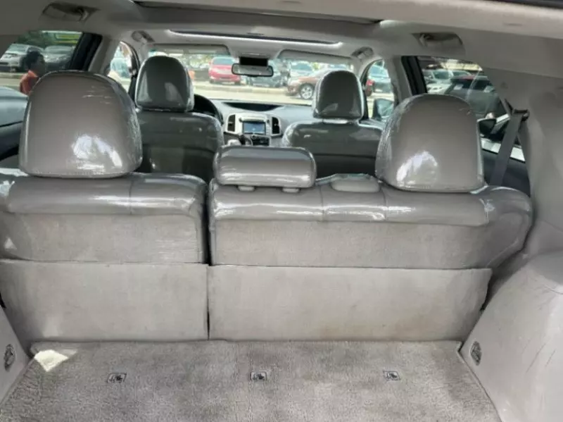 Toyota Venza   - 2015