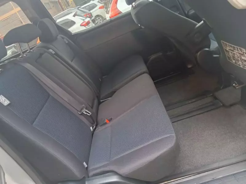 Toyota Voxy    - 2018
