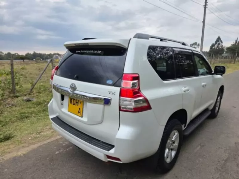 Toyota Land Cruiser Prado   - 2015