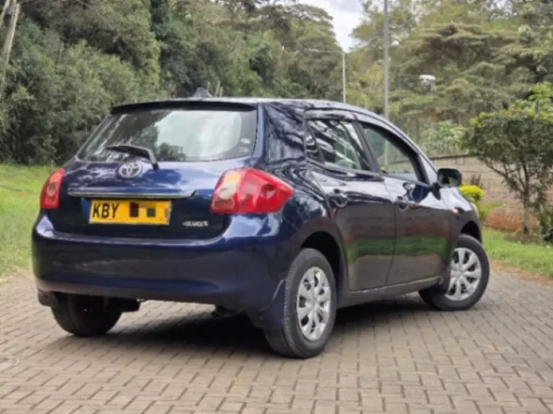 Toyota Auris   - 2006