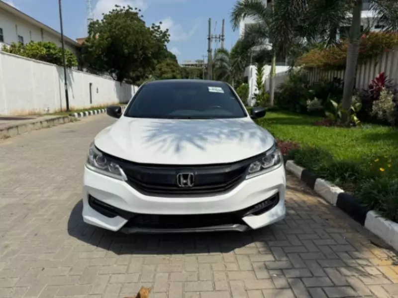 Honda Accord - 2015