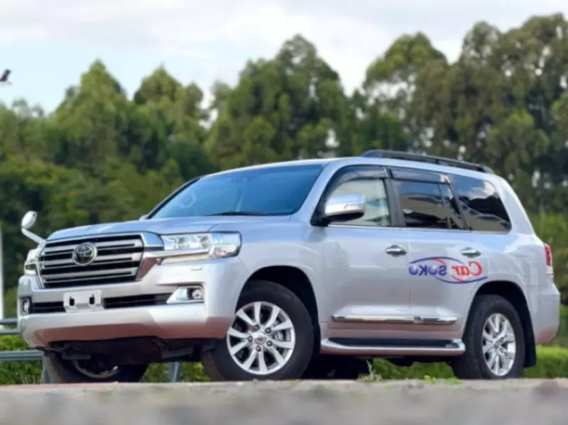 Toyota Land Cruiser   - 2018