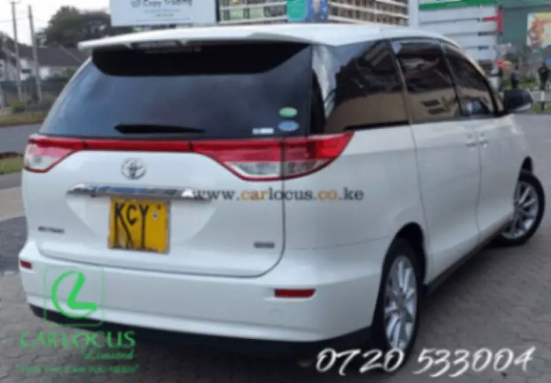 Toyota Estima    - 2013