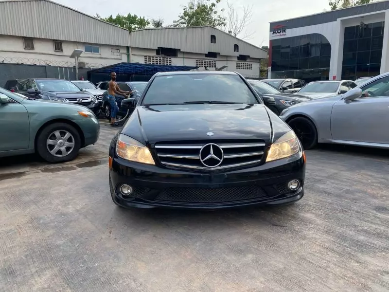 Mercedes-Benz C 300   - 2010