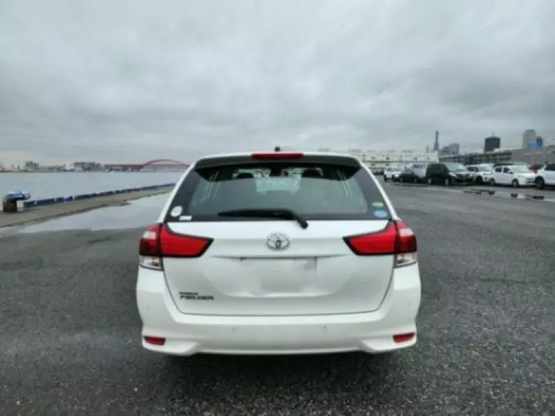 Toyota Fielder    - 2018