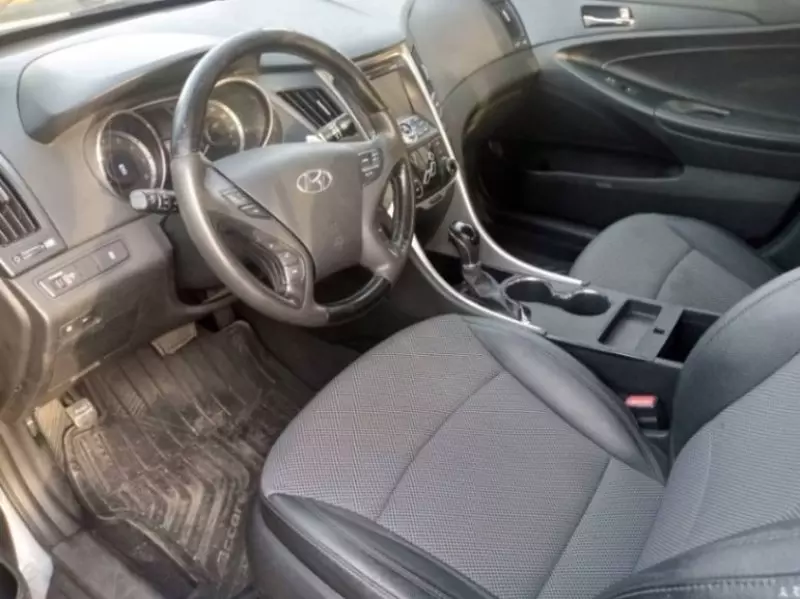 Hyundai Sonata   - 2015