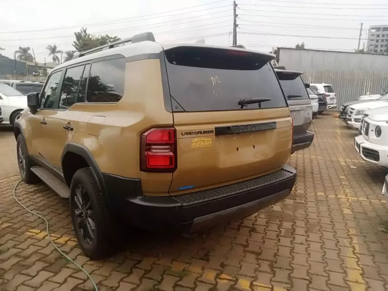 Toyota Landcruiser Prado