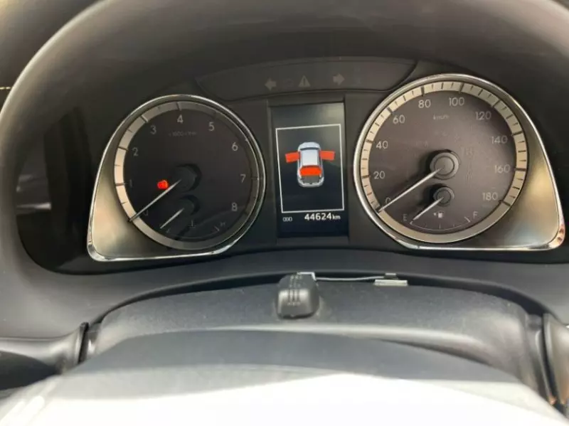 Toyota Harrier   - 2018