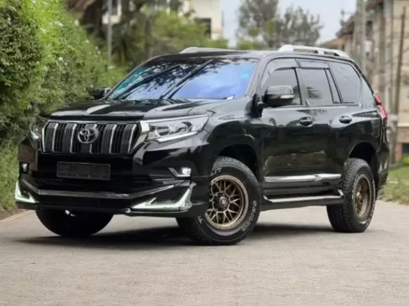 Toyota Landcruiser Prado   - 2016