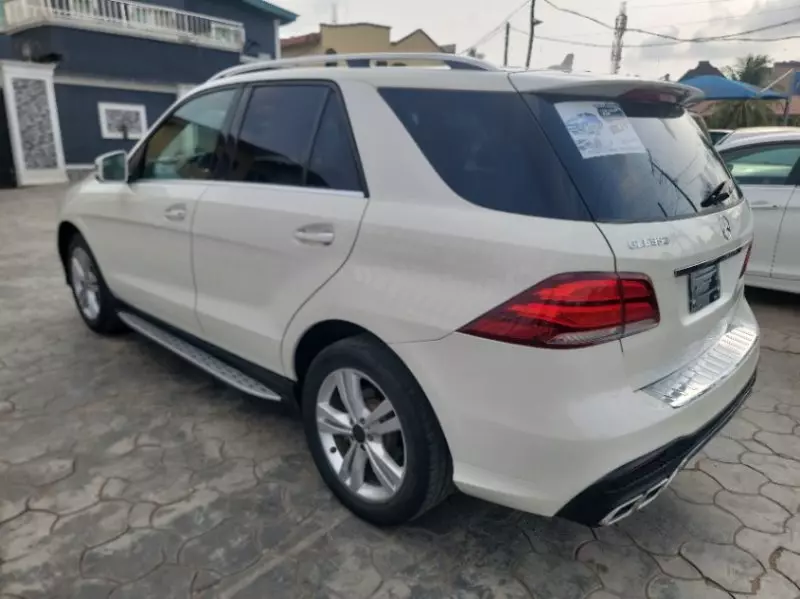 Mercedes-Benz ML-Class   - 2013