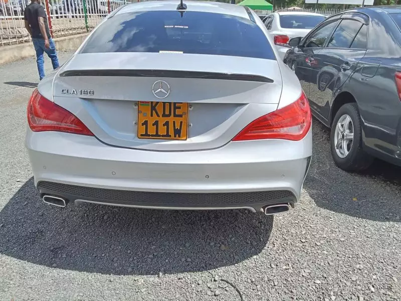 Mercedes-Benz CLA 180   - 2014