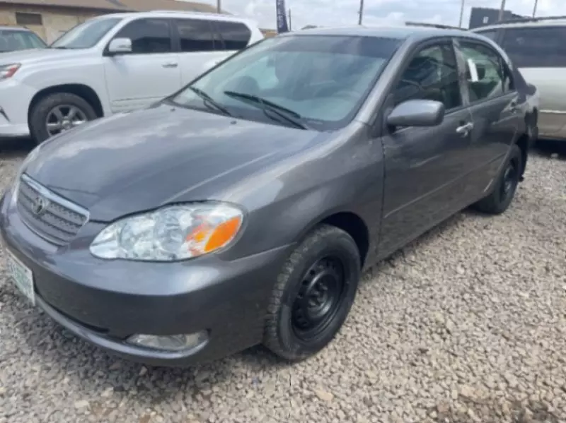 Toyota Corolla   - 2007