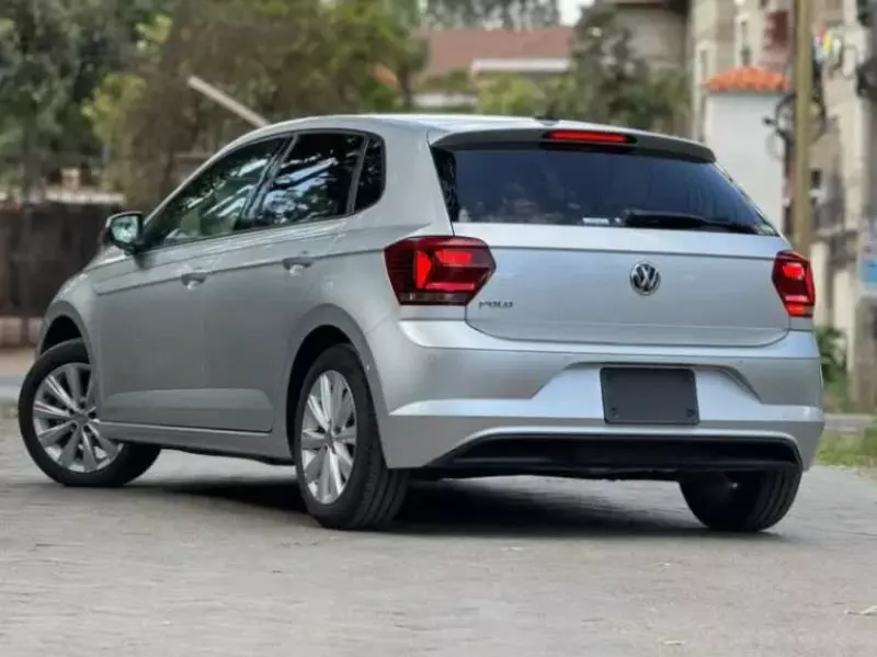 Volkswagen Polo   - 2019
