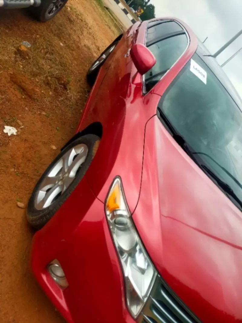 Toyota Venza   - 2010