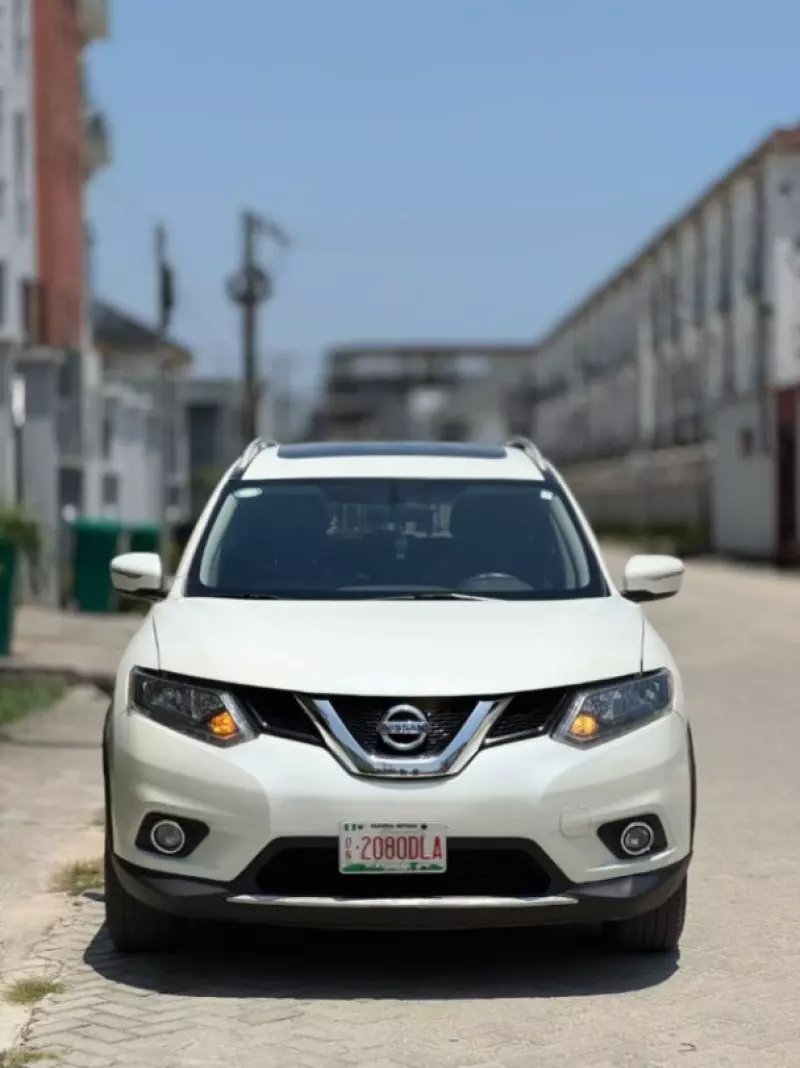 Nissan Rogue   - 2015