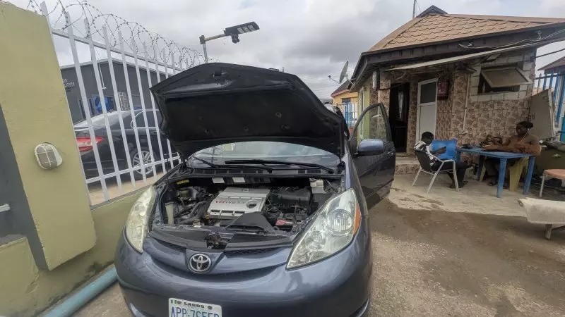 Toyota Sienna   - 2008