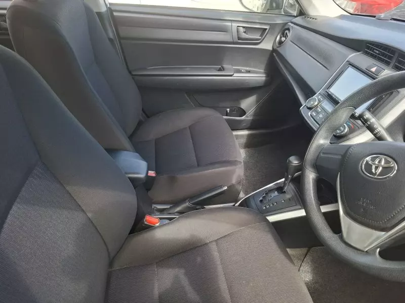 Toyota Fielder hybrid    - 2016