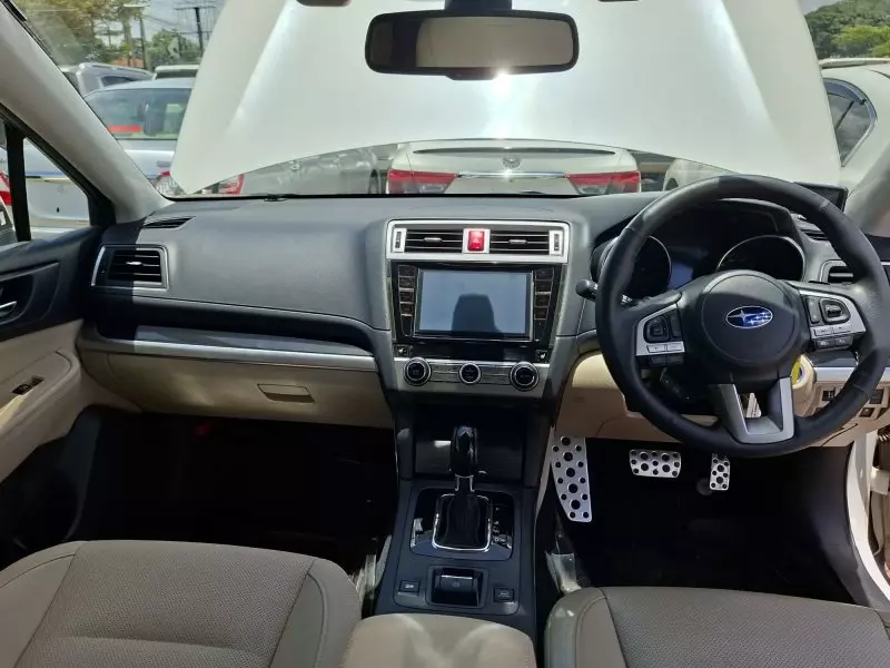Subaru Outback   - 2016