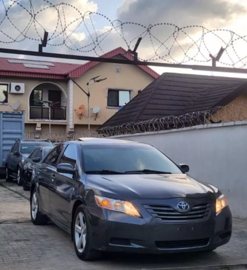 Toyota Camry   - 2007