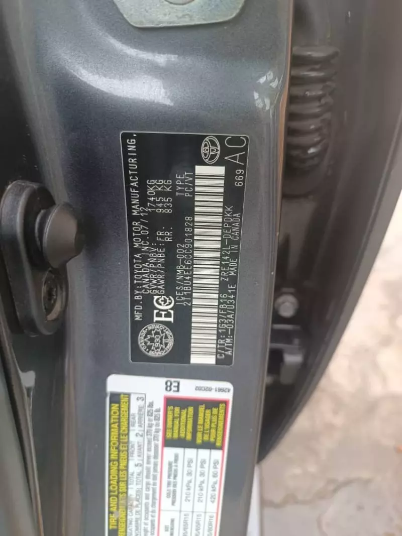 Toyota Corolla   - 2012