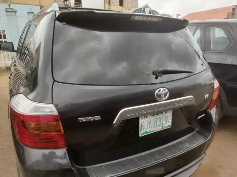 Toyota Highlander   - 2008