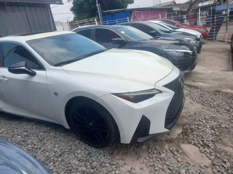 Lexus IS 350   - 2023