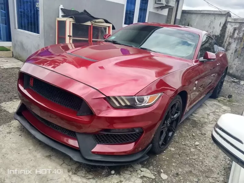 Ford Mustang   - 2016
