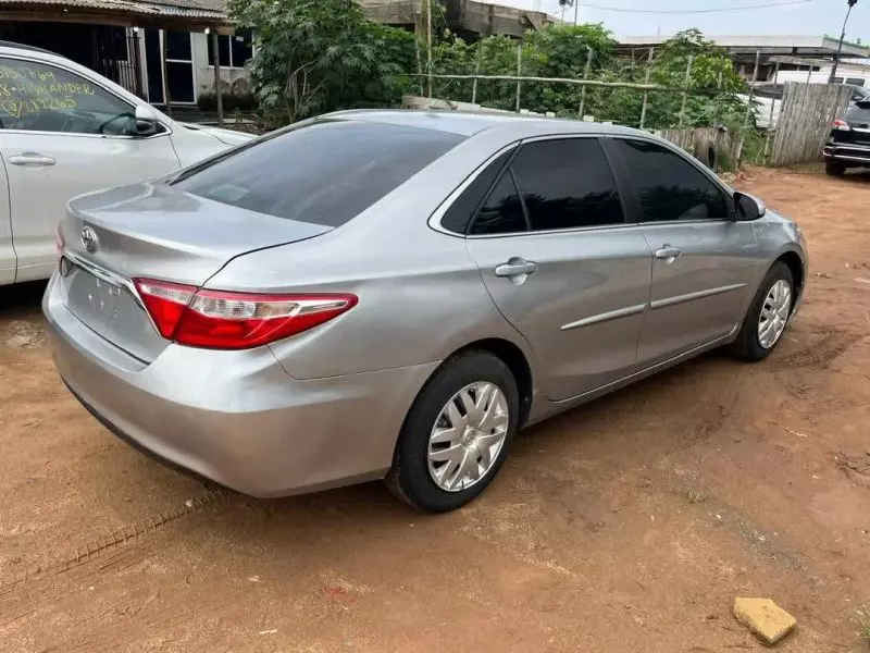 Toyota Camry   - 2017