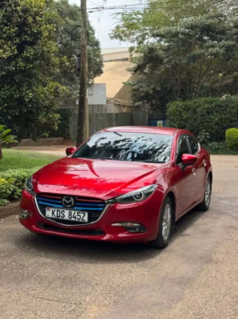 Mazda Axela    - 2017