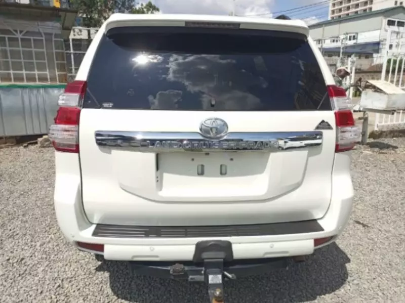 Toyota Land Cruiser Prado   - 2017