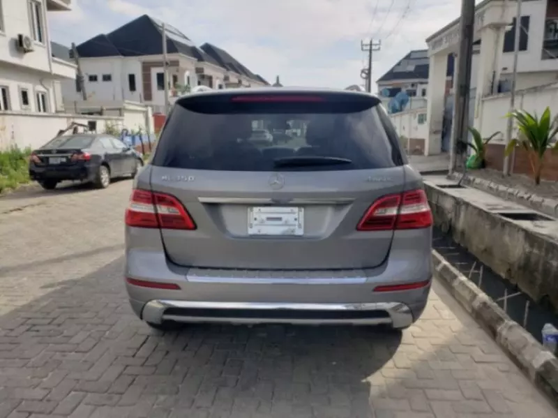 Mercedes-Benz ML 350