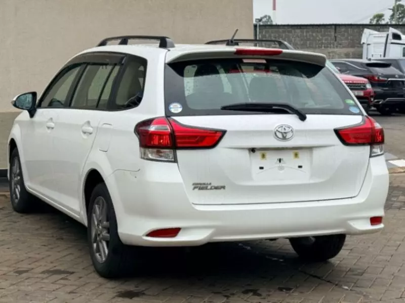 Toyota Fielder    - 2019