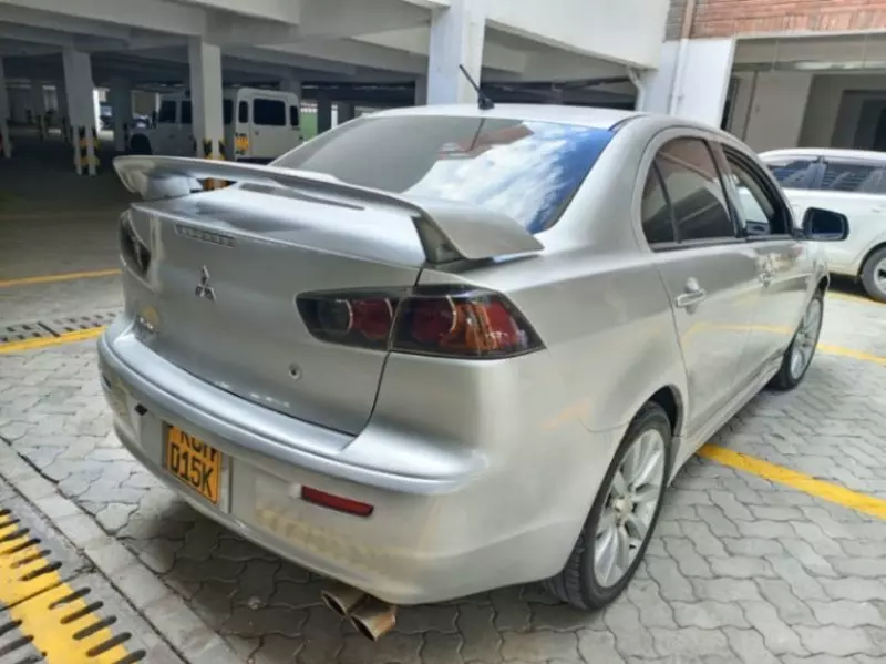 Mitsubishi Galant   - 2009