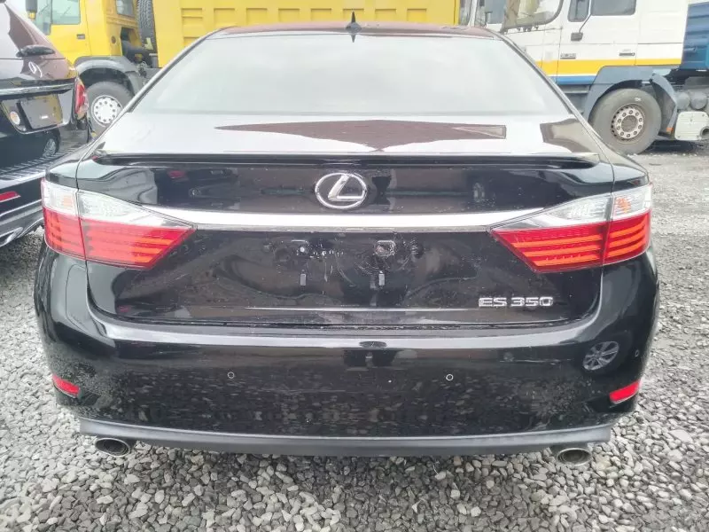 Lexus ES 350   - 2013