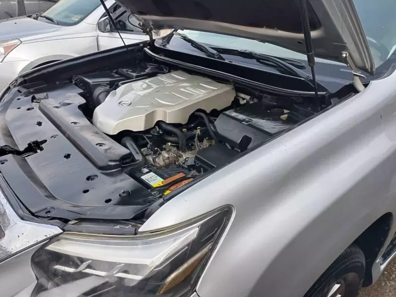 Lexus GX 460   - 2010