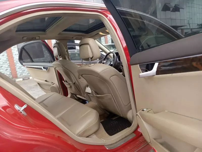 Mercedes-Benz C-class   - 2013