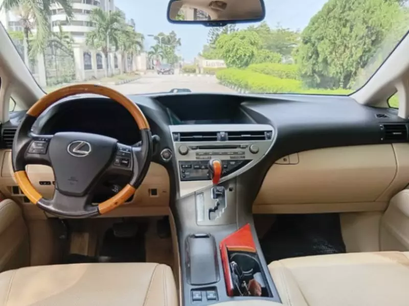 Lexus RX - 2010