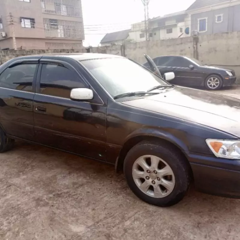 Toyota camry   - 2001