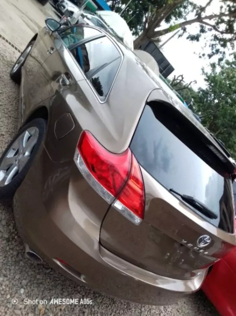 Toyota Venza   - 2010