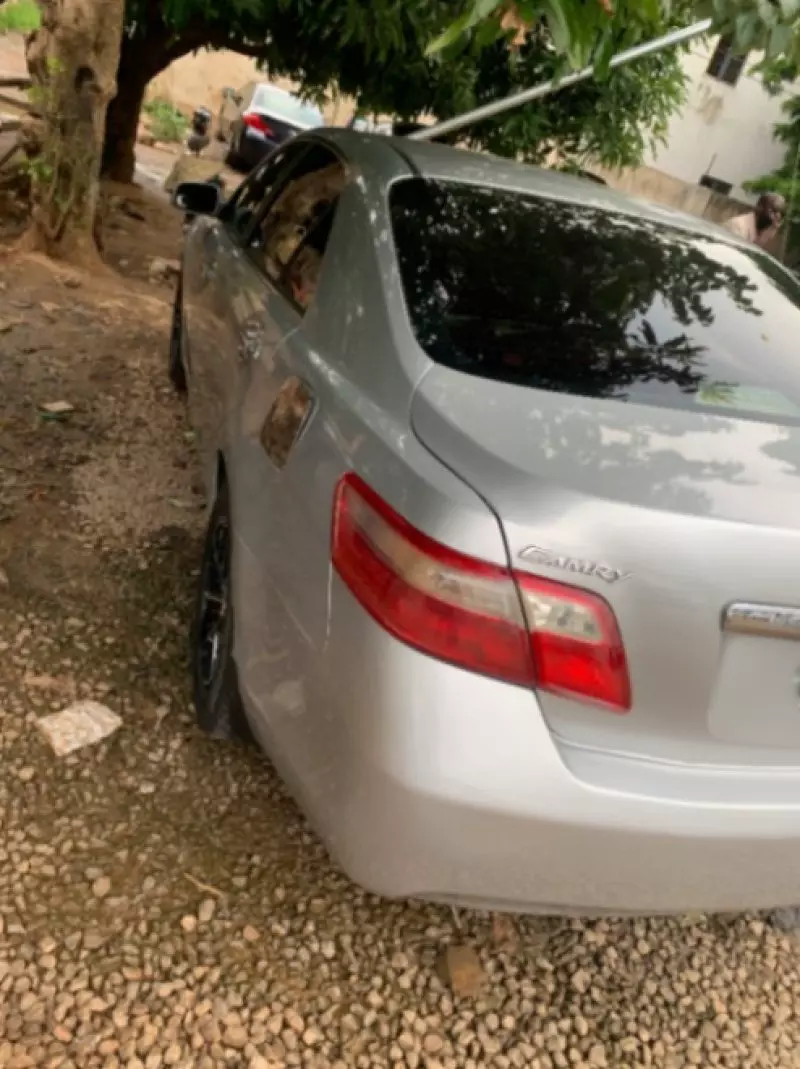 Toyota Camry   - 2007