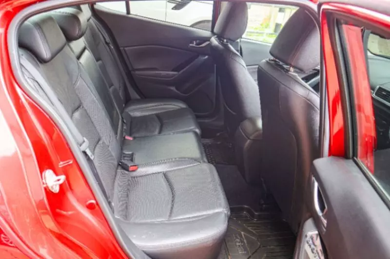 Mazda Axela    - 2018