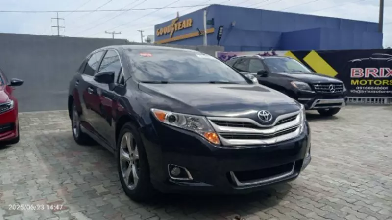 Toyota Venza   - 2013