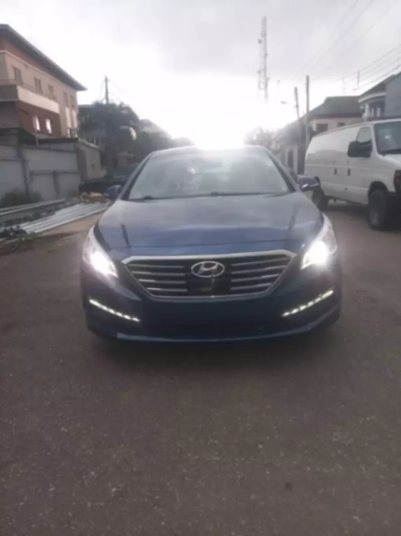 Hyundai Sonata   - 2015